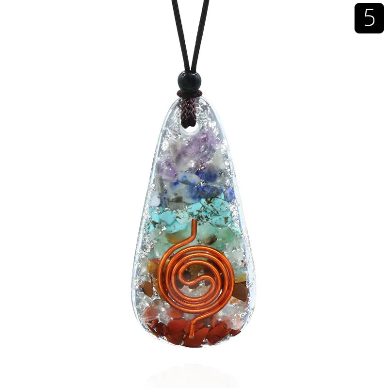 Pendentif Orgonite 7 Chakras – Alignement et Bien-être